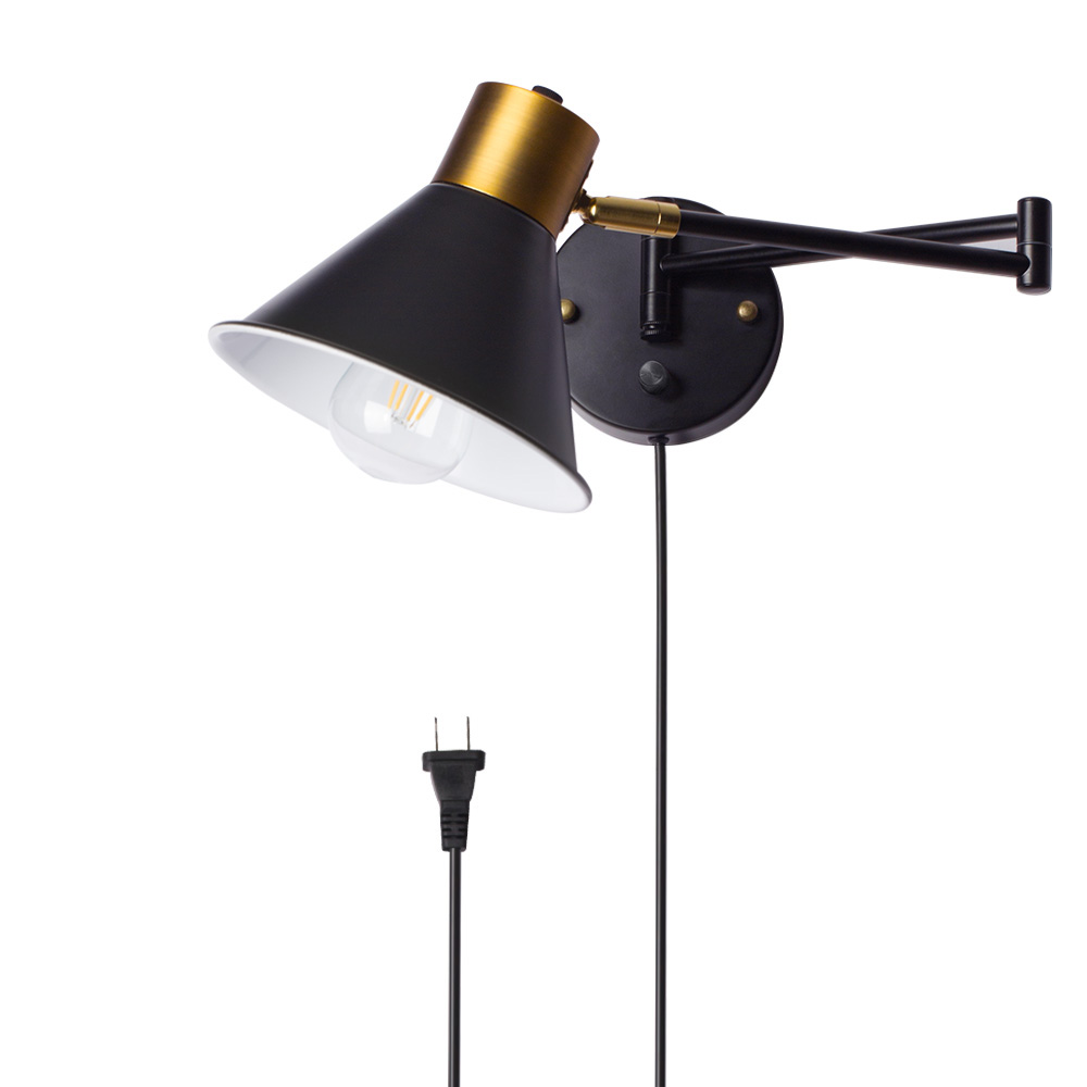 Wall lamp